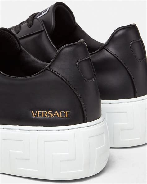 Versace greca sale